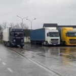 Румунські фермери почали блокаду КПП «Дяково-Халмеу», вантажівки стоять