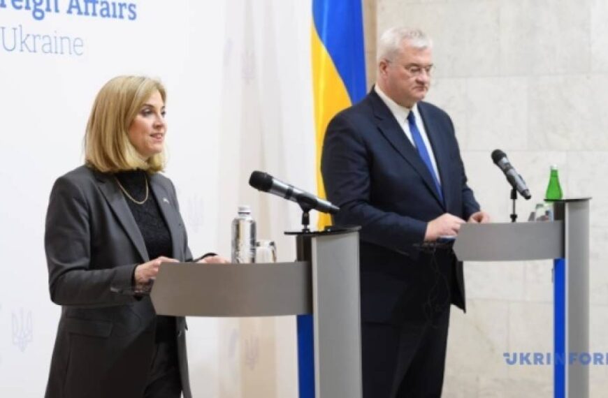 Наш бізнес прагне зробити великий внесок у відбудову України: глава МЗС Австрії анонсувала візит делегації