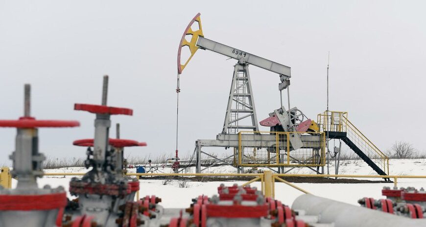 Чотирирічний мінімум: РФ може опинитися на межі дефолту через ціни на нафту, — ЗМІ