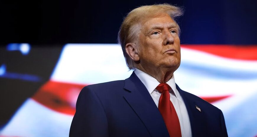 Більше, ніж ЄС: Трамп назвав «теоретичну» суму, яку отримають США за угоду про надра (відео)