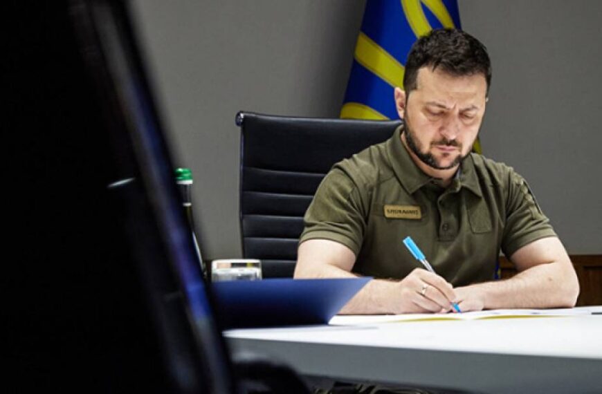 Зеленський ввів у дію рішення РНБО щодо забезпечення витрат на оборону
