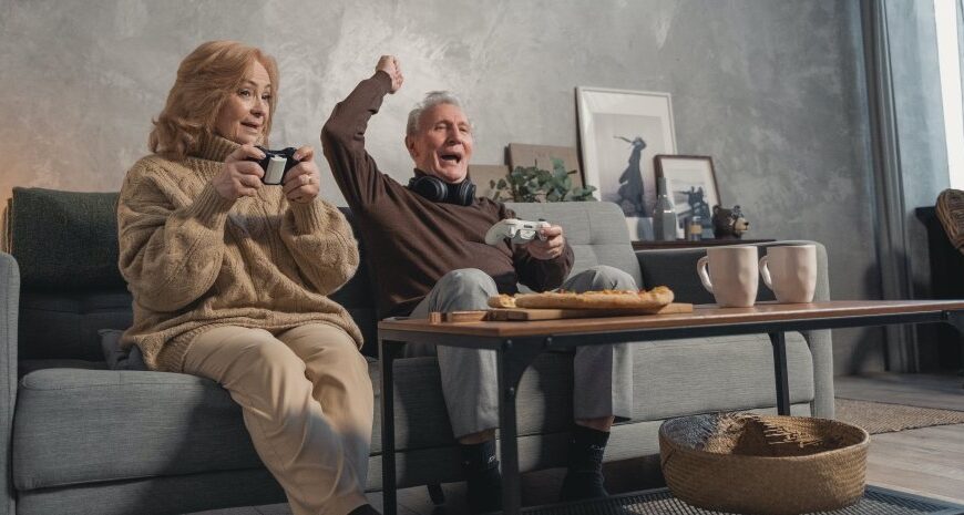 Фінансова допомога до Дня незалежності — хто отримає 3100 грн