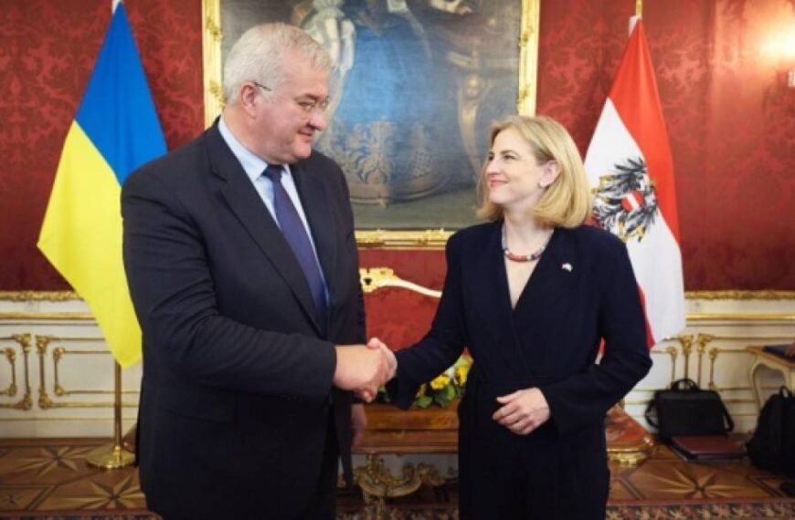 Україна хоче залучати більше інвестицій та заохочуючи участь Австрії у відбудові – Сибіга