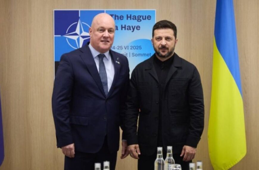 Зеленський обговорив із прем’єром Нової Зеландії інвестиції у виробництво військової техніки