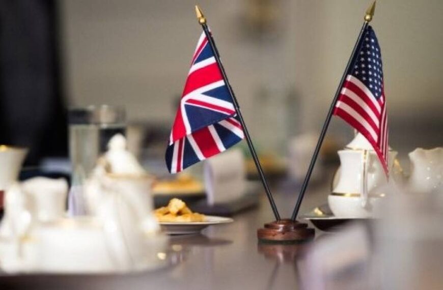 США тимчасово звільнили Британію від 50% тарифів на сталь, запроваджених Трампом