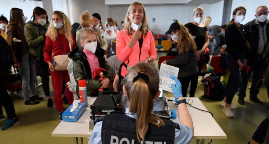 Біженці в Німеччині — посол повідомив про швидкі зміни