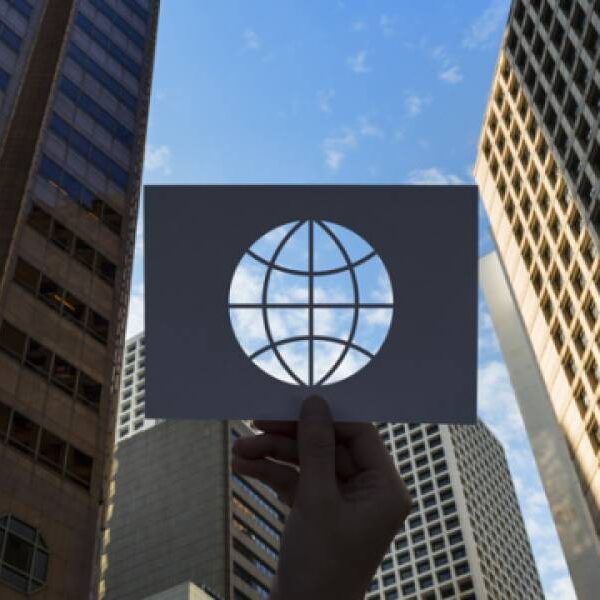 Що чекає світову економіку до 2026 року – новий прогноз від МВФ