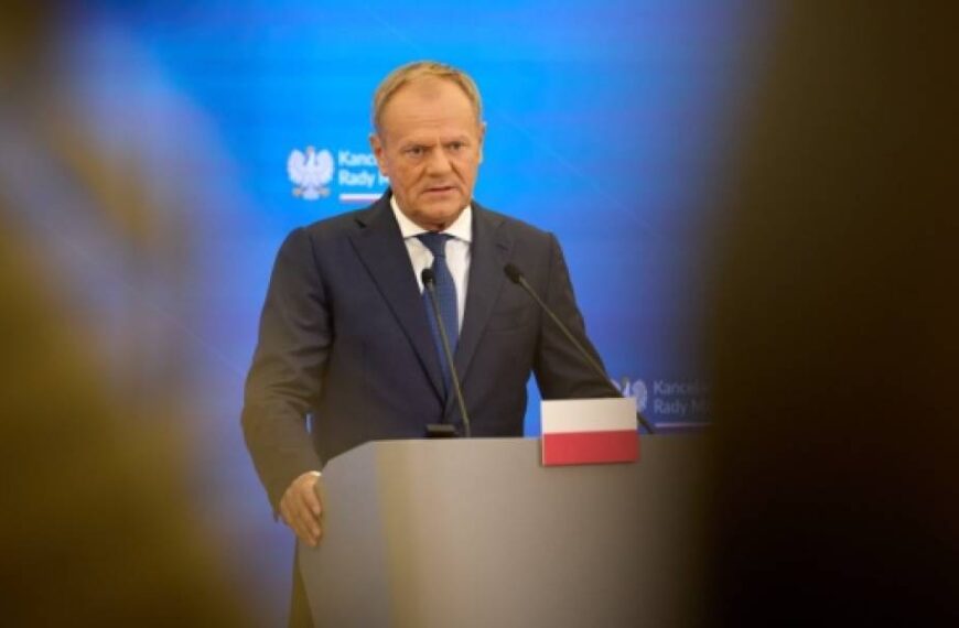 Польща відіграє особливу роль у відбудові України – Туск