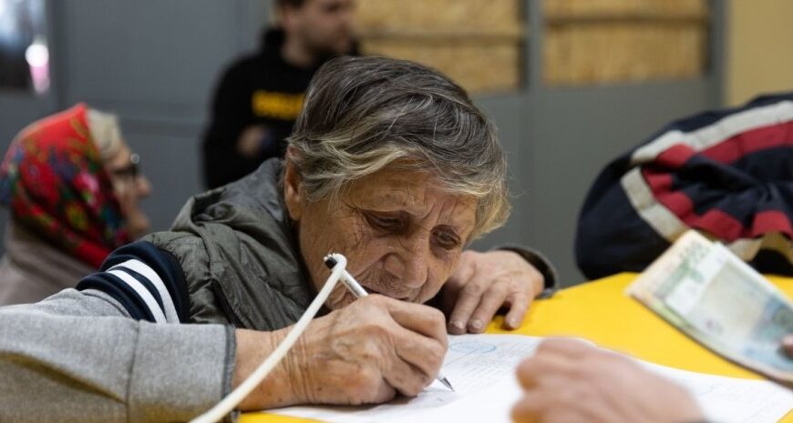 Українці отримають доплату до пенсій і соцвиплат: хто має право на виплату