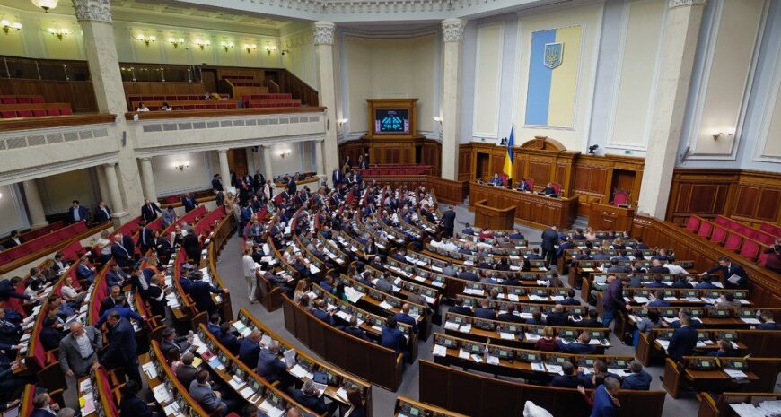 Зарплати військовим виплатять вчасно чи ні — що вирішила Рада