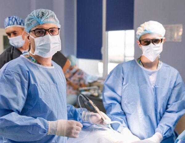 Зарплата медикам — скільки заплатять у серпні