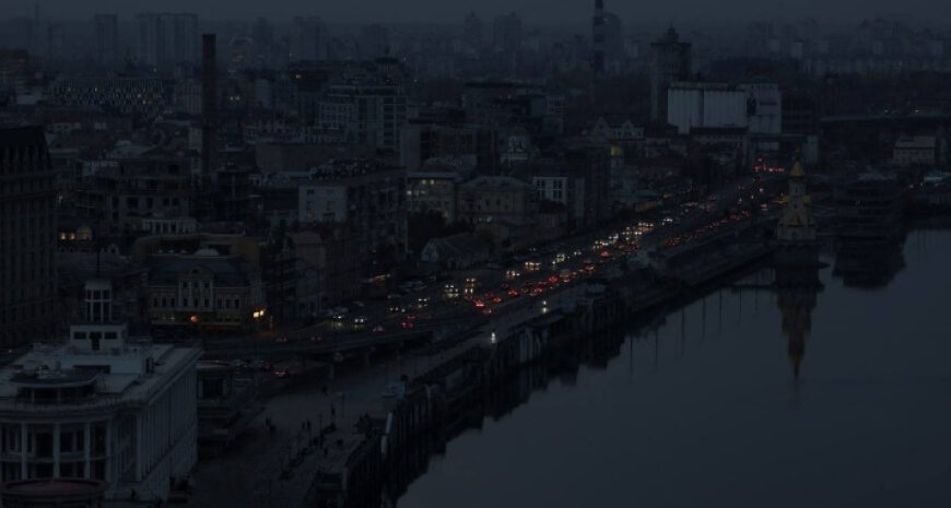 У Києві нестача електроенергії – чи вимикатимуть світло