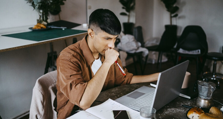 Фрілансери в Україні втрачають акаунти на Upwork