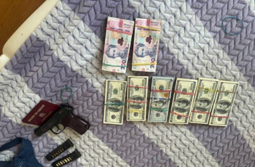 АРМА передали понад ₴100 мільйонів, вилучених в організаторів оборудок із закупівлею техніки для ЗСУ