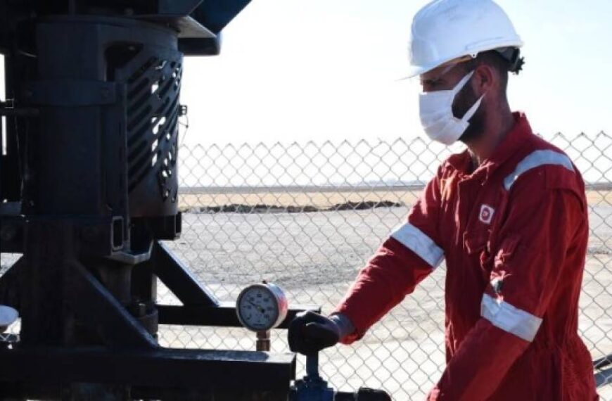 Нафта подешевшала після злету цін до двотижневих максимумів напередодні