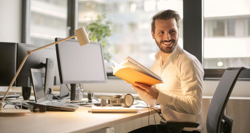 Робота за кордоном — який відсоток українців працевлаштований у Європі