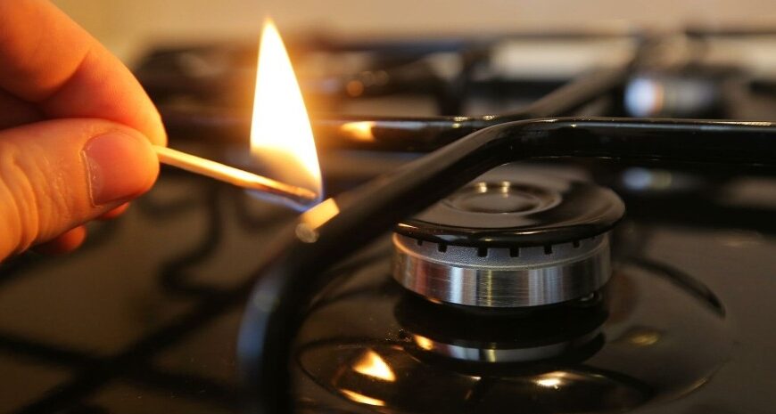 Відключення газу в Україні: кому і за що можуть зупинити постачання блакитного палива