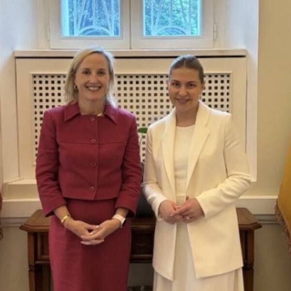 Посол США обговорила із Стефанішиною залучення американських інвестицій у відбудову України