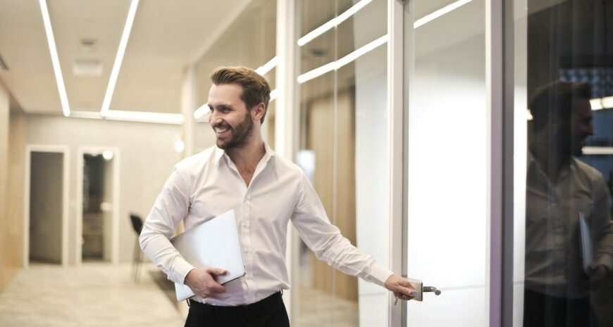 Лише чотири дні на тиждень: де в Європі можна менше працювати