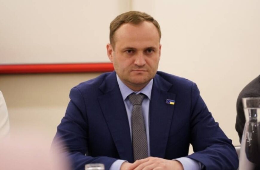 Кулеба розповів, чого стосуватиметься другий пакет підтримки прифронтових громад