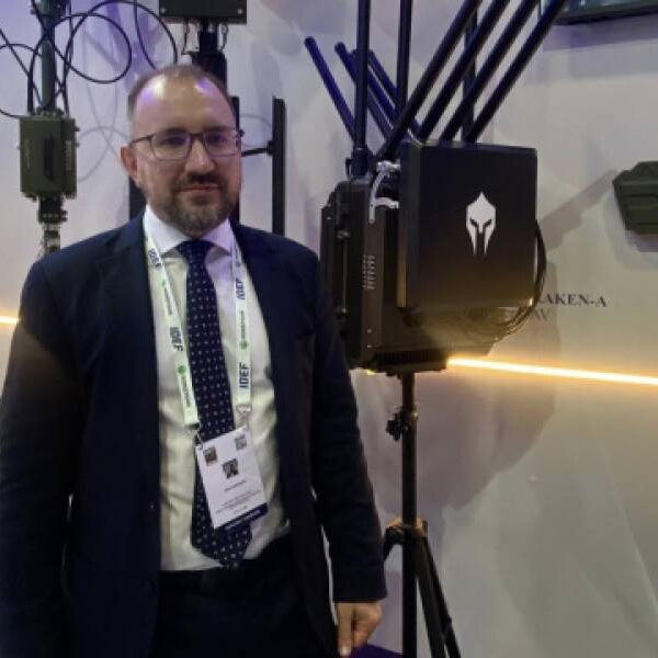 Україна повинна нарощувати «оборонку» незалежно від мирних ініціатив, бо Росія нікуди не зникне – експерт