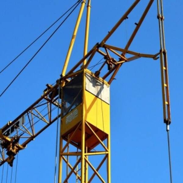 У Чернівцях виділили ₴7 мільйонів на ремонт пошкодженого ракетним ударом житлового будинку