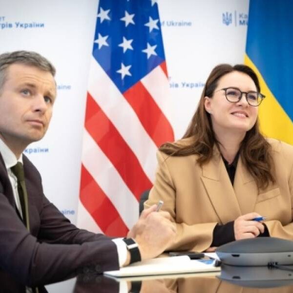 Свириденко й Бессент обговорили посилення співпраці у сферах оборони та інвестицій