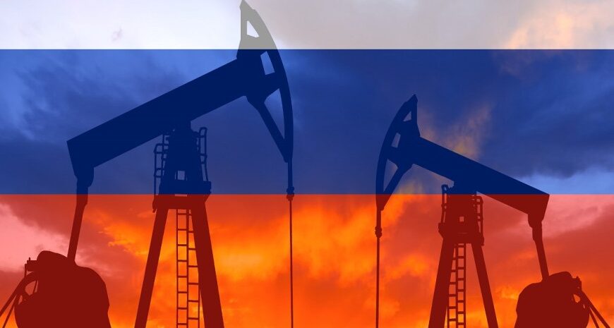 Санкції проти Росії — доходи від продажу нафти впали на третину — останні новини