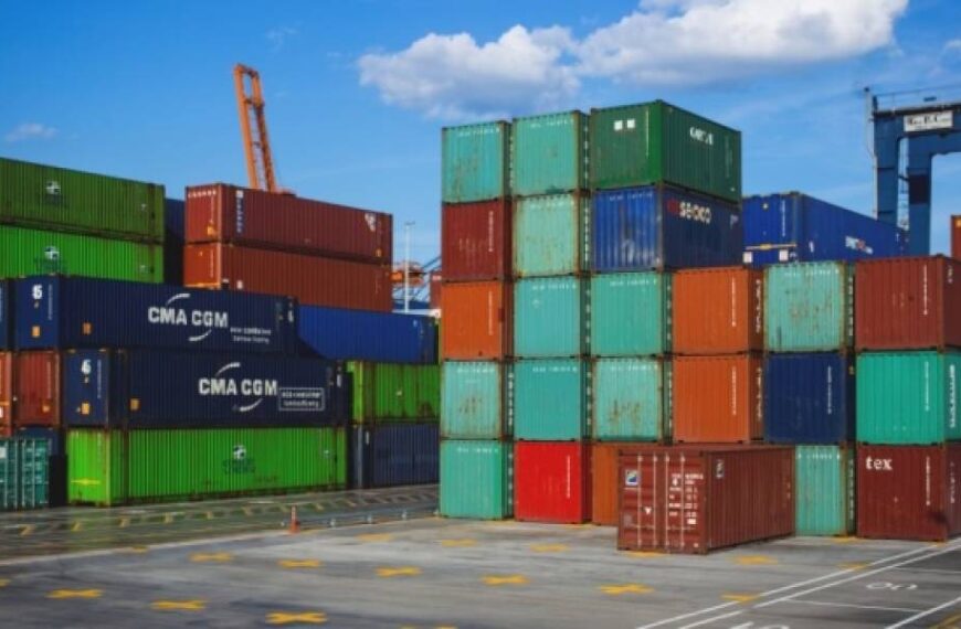 Україна за пів року скоротила експорт на 4,2% – Держстат