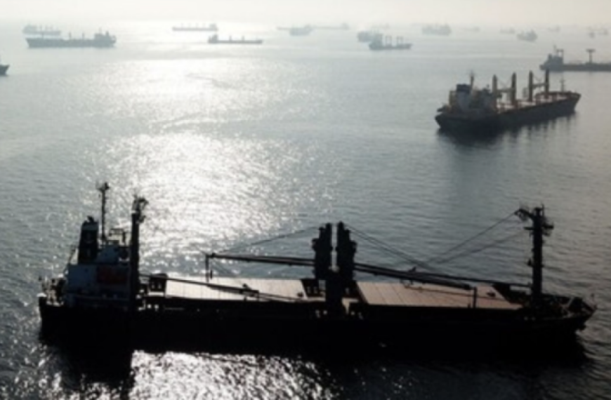 Адміністрація Трампа готує нові санкції проти російського тіньового флоту – FT