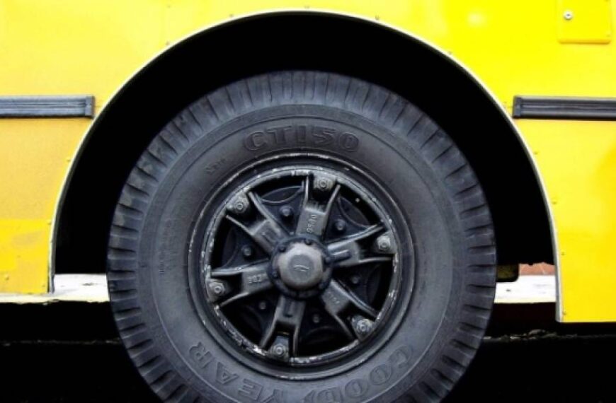 Кожен шостий водій автобусів здійснює перевезення без належних документів – Укртрансбезпека