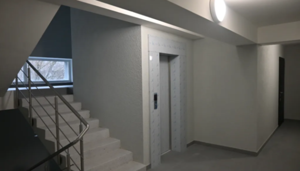 В Запоріжжі закінчили відбудову понівеченої багатоповерхівки.