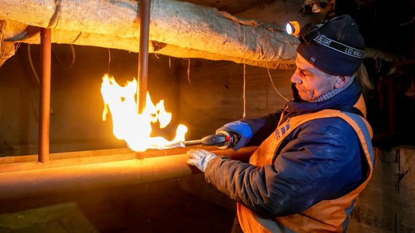Київ: відновлено подачу тепла в оселі після атаки 12 лютого.