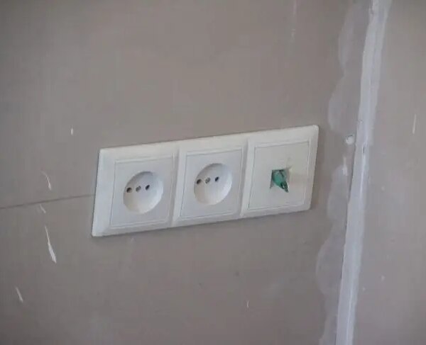 Яка помилка з розетками псує весь дизайн: перевірте зараз