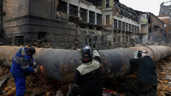 У Дніпровському районі столиці частково повернули тепло в оселі — мер.