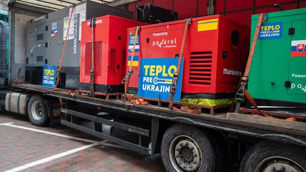 Найбільші генератори для шкіл: Київ прийняв допомогу зі Словаччини