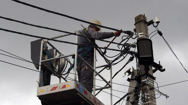 У Дніпрі та Дарниці стане світліше: графіки від ДТЕК.