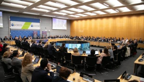 ОЕСР оприлюднила доповідь про фінансування відновлення України: Марченко повідомив про адміністрування держборгу