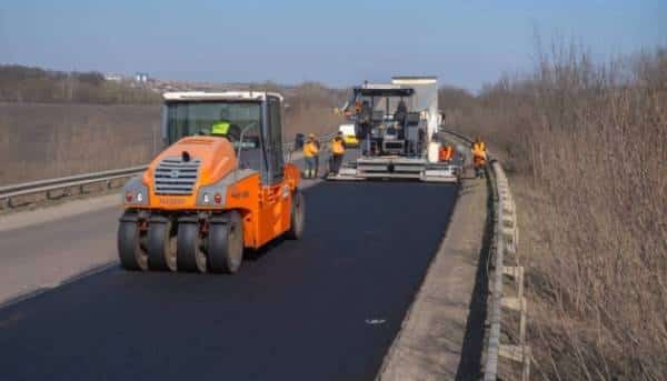 Парламент затвердив договір з ЄІБ щодо відбудови шляхів.