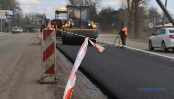 З початку року в Україні оновлено понад 4,4 мільйони квадратних метрів дорожнього&hellip;