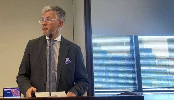 Мельник на нью-йоркській зустрічі: в України чимало козирів