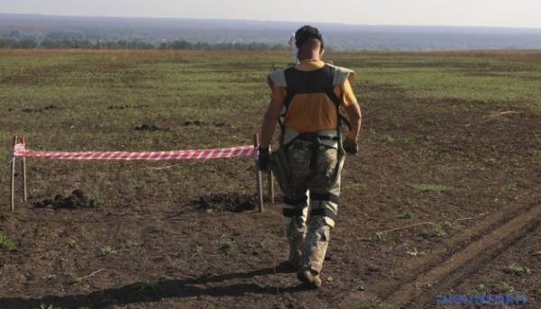 Витрати на гуманітарне розмінування можна буде покрити за допомогою Міжнародного реєстру збитків.