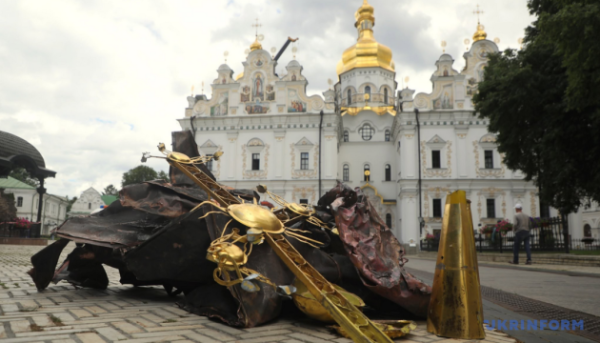 Зеленський отримав інформацію від Клименка щодо заходів після атаки на Лавру