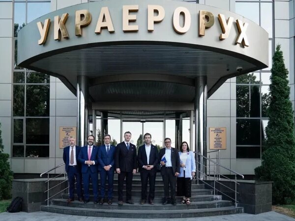 Україна та Іспанія досягли згоди щодо вдосконалення системи управління повітряним рухом — Міністерство фінансів