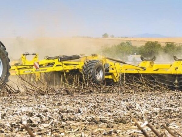Як поліпшити управління рослинними залишками та покривними культурами, поділилися досвідом з аграріями — SuperAgronom.com