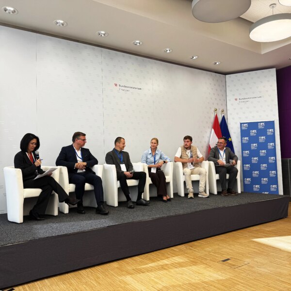 Україна: стратегія відродження та економічної модернізації – ключові висновки з розмови у Відні від DIM Group
