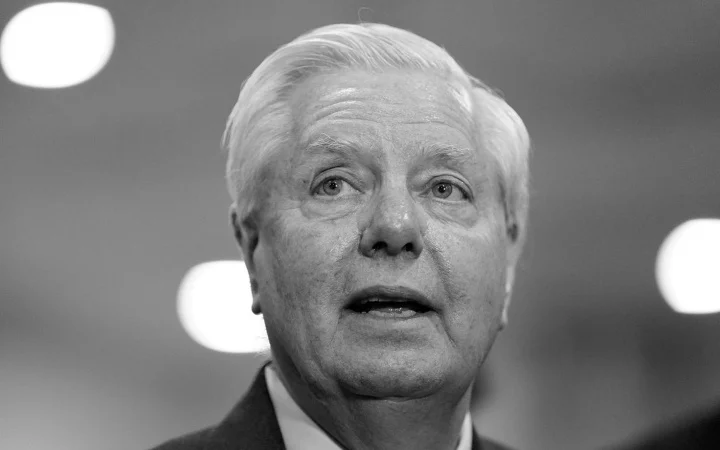 Як повідомляє Axios, американські законодавці впритул наблизилися до ухвалення жорсткого пакету санкцій, спрямованого на підрив економічної бази росії.