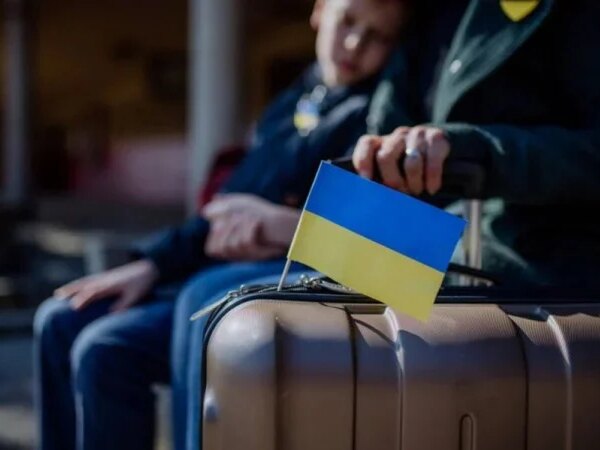 Головне за середу: тимчасовий захист для українців в ЄС, ціни на пальне та 920 мільйонів євро на підготовку до зими — Мінфін