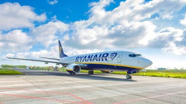 Ryanair зазнав значного спаду прибутку, що склав третину, через зростання цін на паливо.