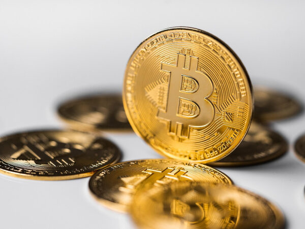 Криптовалютний ETF з різними монетами з’явився в США, Visa запроваджує майданчик для стейблкоїнів: новини від Мінфіну